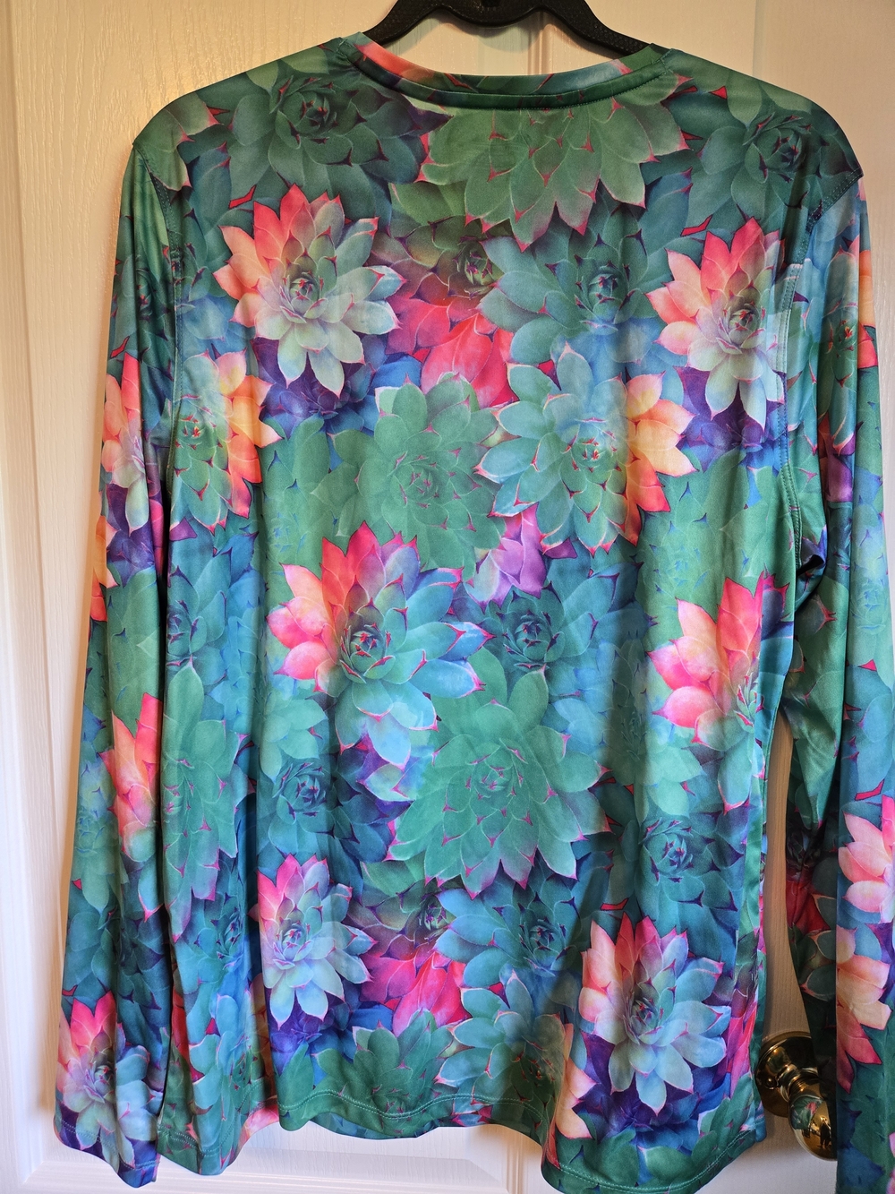 Reel Legends Teal Multi Long Sleeve V-Neck Succulent Print Top - Picture 4 of 4